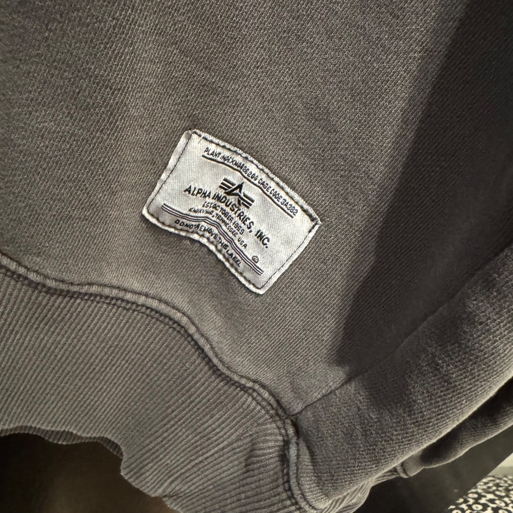 Alpha Industries Mens Heavy Duty Sweatshirt - Picture 3 of 6